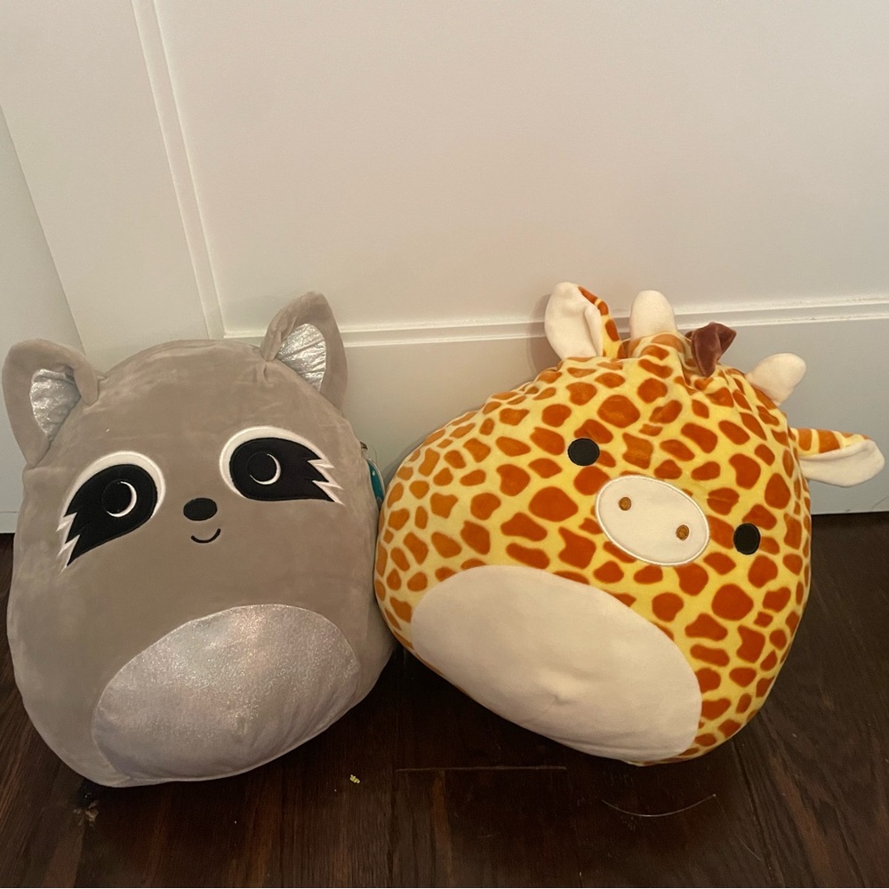2 Jumbo squish mellows